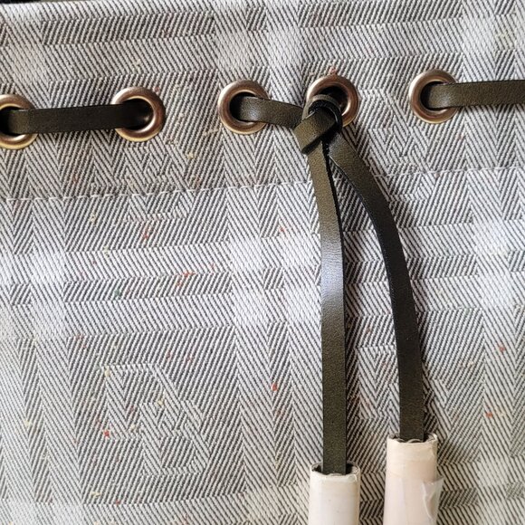 Purse - Picture 7 of 8